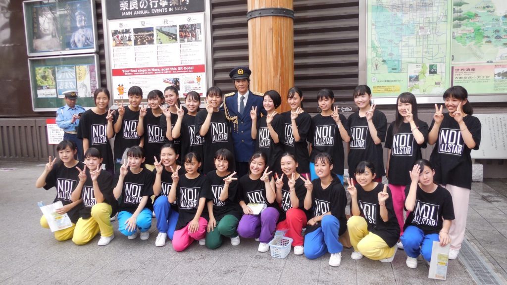 奈良県警交通安全啓発活動💃